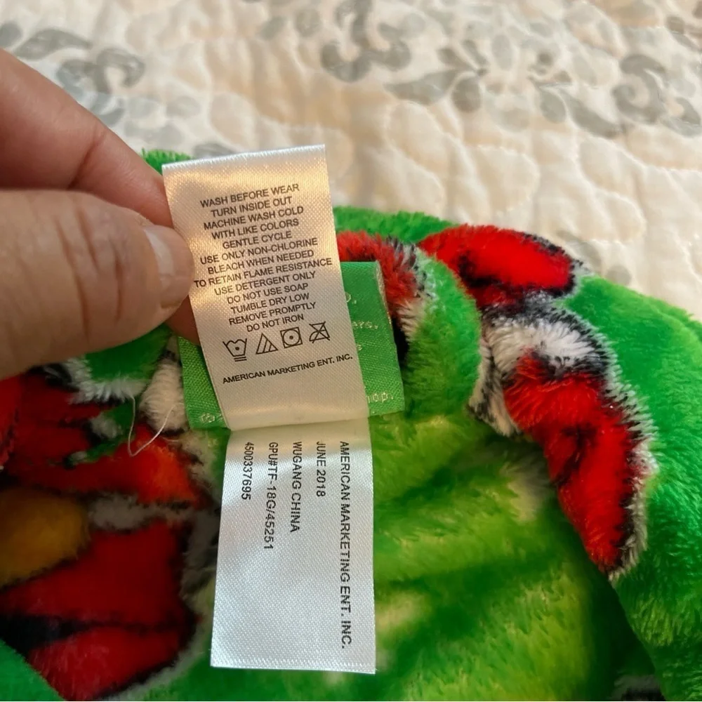 Sesame Street Green Kids Robe with Cartoon Characters